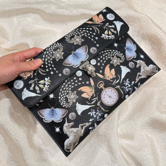 •••SOLD•••Auth Alexander McQueen Nocturnal Skull Calfskin Leather Clutch Black - Picture 3 of 16